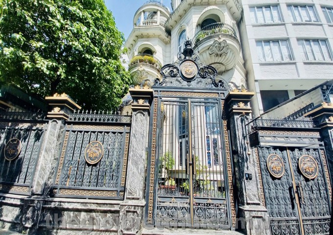 Bán biệt thự số 8 Nguyễn Thông phường Võ Thị Sáu Quận 3 ~341m² 2 hầm 4 tầng hồ bơi riêng