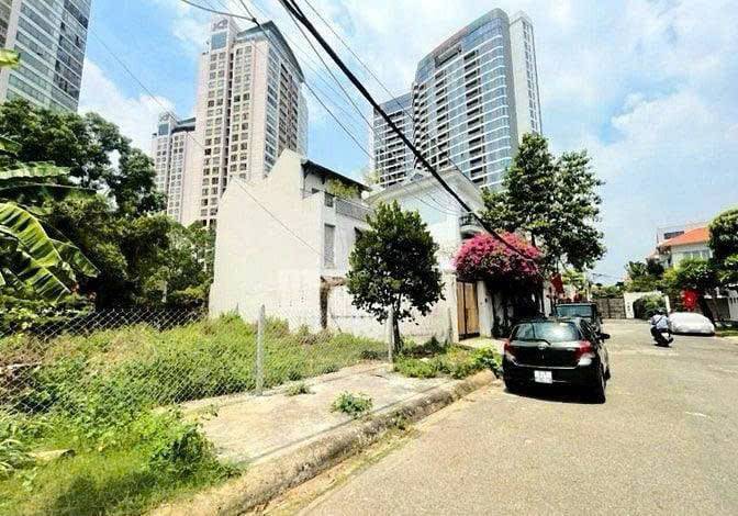 Bán đất số 200 đường Nguyễn Văn Hưởng Phường Thảo Điền Thành phố Hồ Chí Minh ~300m² lô biệt thự hướn
